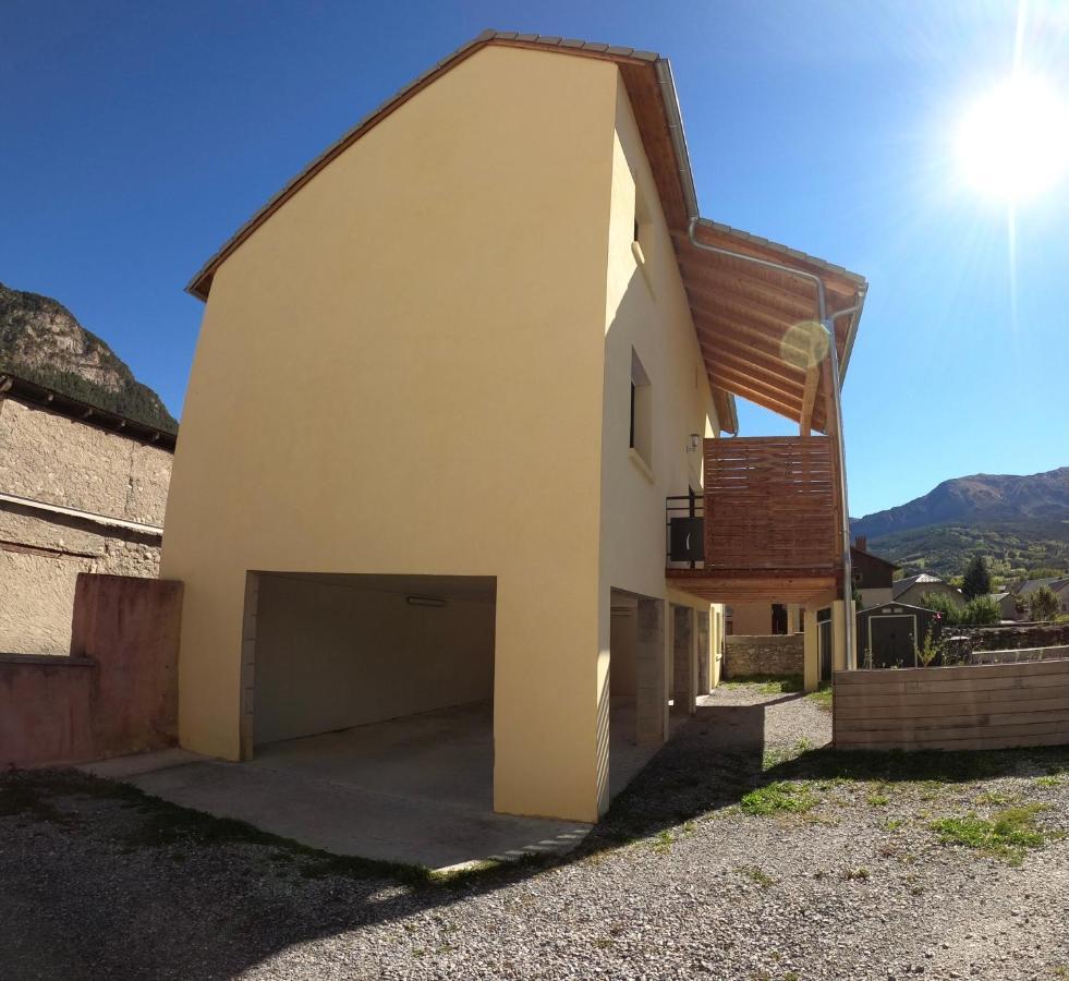 Maison Neuve Proche De Barcelonnette Jausiers Esterno foto